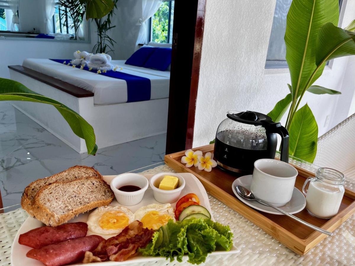 Pawikan Boutique Hotel モアルボアル エクステリア 写真